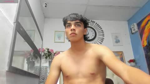 heiker_ online show from March 2025 02:34:01 AM