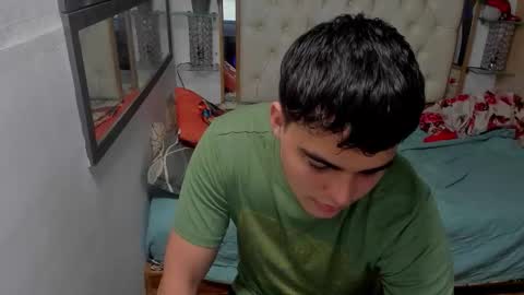 heiker_ online show from November 2025 02:54:01 AM