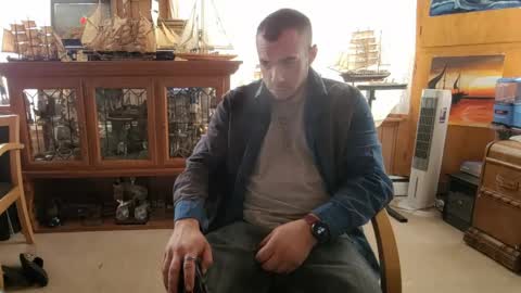 xxScubaStevexx online show from April 2026 02:30:01 PM