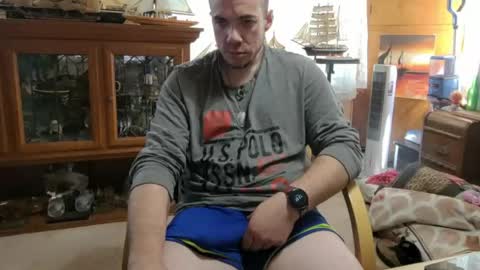xxScubaStevexx online show from April 2026 04:37:02 PM