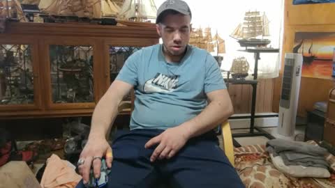 xxScubaStevexx online show from April 2026 05:29:01 PM