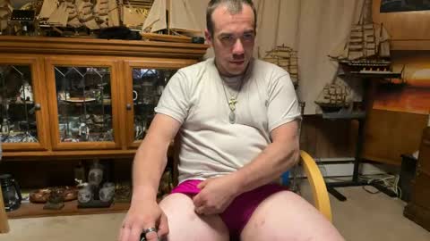 xxScubaStevexx online show from May 2026 03:56:01 AM