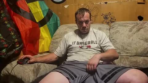 xxScubaStevexx online show from May 2026 03:48:02 AM