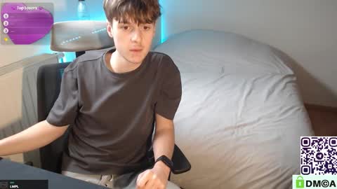 Snapshot of hel0n chatting on January 2026 10:29:01 AM Check link in my bio online show from January 2026 10:29:01 AM