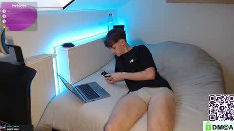 Snapshot of hel0n chatting on January 2026 03:50:01 PM Check link in my bio online show from January 2026 03:50:01 PM