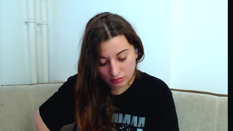 helen_adams_ online show from December 2024 12:03:01 PM