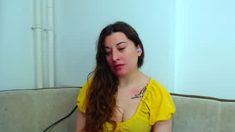 helen_adams_ online show from December 2024 05:50:01 AM