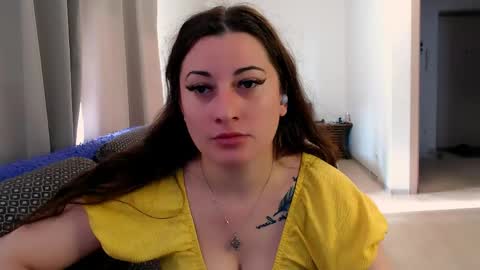 Snapshot of helen_adams_ chatting on June 2026 05:08:01 AM helen_adams_ online show from June 2026 05:08:01 AM