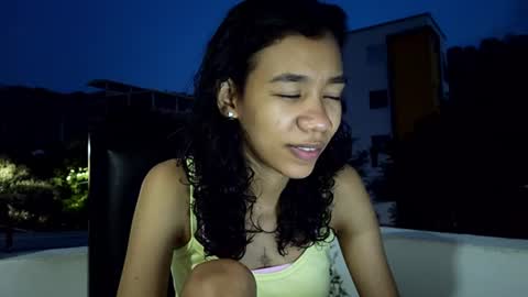 Snapshot of helen_hell chatting on July 2026 11:33:02 PM Helen online show from July 2026 11:33:02 PM