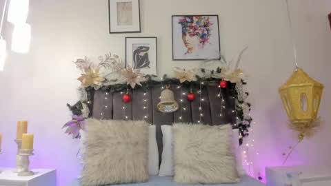 Helen  online show from December 2025 12:54:01 PM