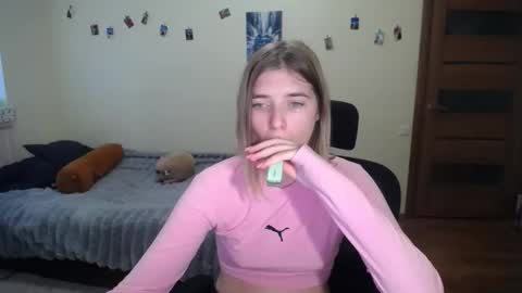 Snapshot of helen_woww chatting on March 2026 02:12:01 PM helen_woww online show from March 2026 02:12:01 PM