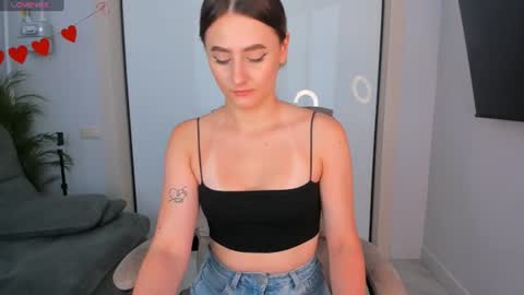Snapshot of helena_lorente chatting on July 2026 11:05:01 AM Helen online show from July 2026 11:05:01 AM
