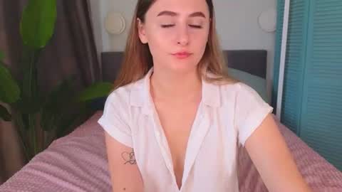 Snapshot of helena_lorente chatting on August 2026 11:12:02 AM Helen online show from August 2026 11:12:02 AM