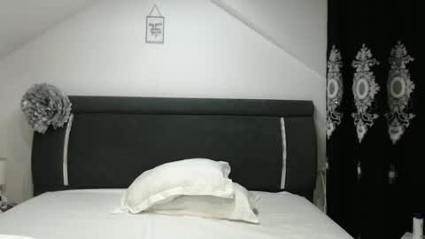 Snapshot of helenhelly chatting on January 2025 07:31:02 AM helenhelly online show from January 2025 07:31:02 AM