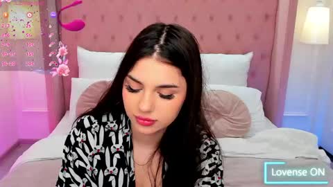 Helen online show from April 2026 09:43:02 PM