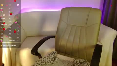 Snapshot of helenxlove chatting on March 2026 04:19:01 PM HelenXLove online show from March 2026 04:19:01 PM