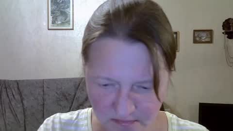 Snapshot of helgacharming chatting on July 2026 09:32:02 PM helgacharming online show from July 2026 09:32:02 PM