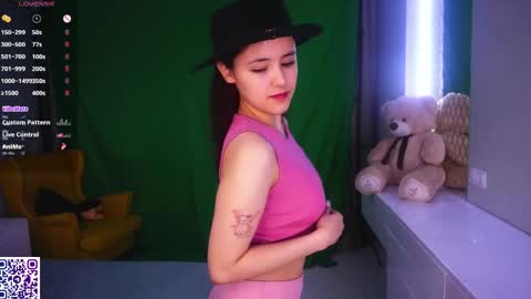 Aurora online show from April 2026 09:01:01 PM