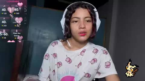 Snapshot of helia_n_amy chatting on November 2025 12:27:02 PM Helia Transfem and Amy online show from November 2025 12:27:02 PM