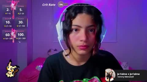 Snapshot of helia_n_amy chatting on December 2025 02:16:02 AM Helia Transfem and Amy online show from December 2025 02:16:02 AM