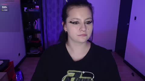 Snapshot of hell_dancer_ chatting on February 2025 02:01:02 AM Lexa online show from February 2025 02:01:02 AM