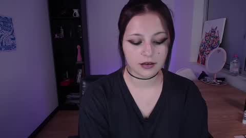 Snapshot of hell_dancer_ chatting on September 2025 11:16:01 PM Lexa online show from September 2025 11:16:01 PM