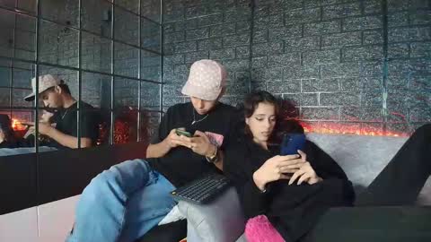 H E L L   AND  D A N T E online show from November 2025 12:20:01 AM