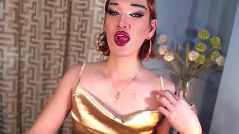 Snapshot of hellatarahathor chatting on February 2026 09:28:02 AM hellatarahathor online show from February 2026 09:28:02 AM