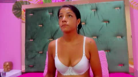 Hellen  online show from September 2025 11:12:02 AM