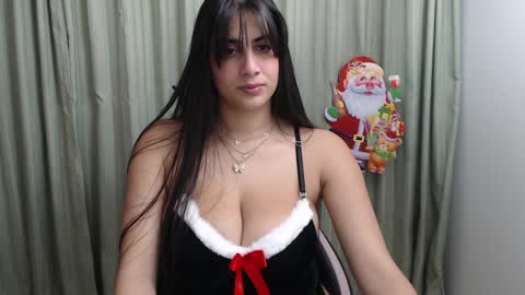 Hellen online show from December 2024 09:29:02 PM