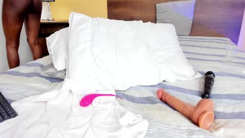 Snapshot of hellen_hylls chatting on December 2024 02:13:02 AM Hellen online show from December 2024 02:13:02 AM