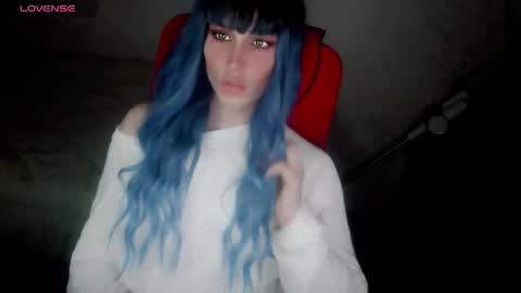 Helen Spellman online show from December 2025 06:48:01 PM