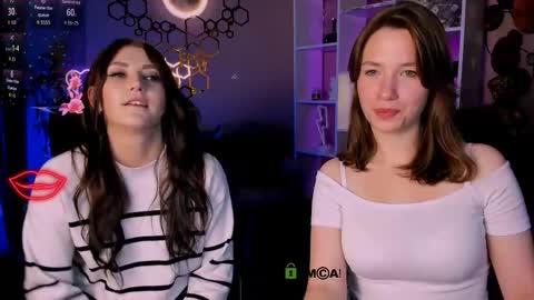 Helli online show from October 2025 07:36:01 PM