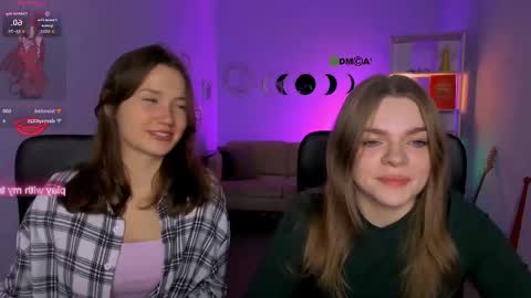 Snapshot of helli_belli chatting on December 2025 08:17:01 PM Helli online show from December 2025 08:17:01 PM