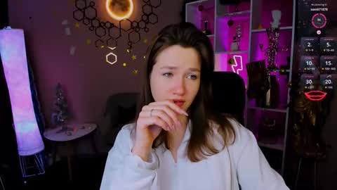 Snapshot of helli_belli chatting on January 2026 08:10:02 PM Helli online show from January 2026 08:10:02 PM