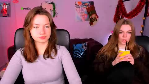 Snapshot of helli_belli chatting on January 2026 08:32:02 PM Helli online show from January 2026 08:32:02 PM