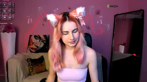 Helli online show from April 2026 07:22:01 PM