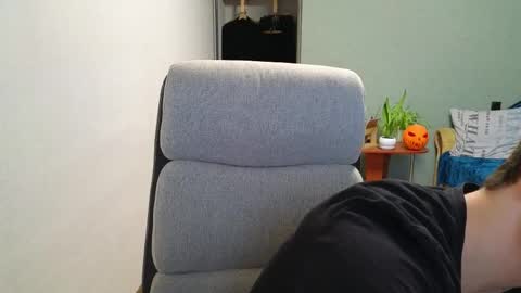 Remy online show from November 2025 01:33:02 PM