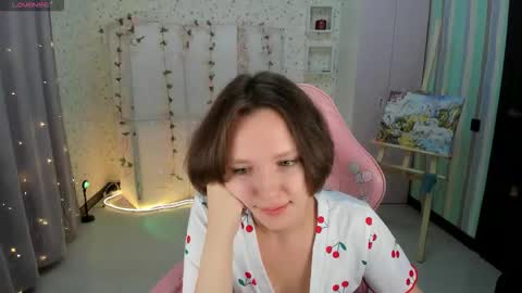 Helene online show from September 2025 08:08:02 PM