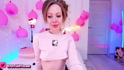 helloiamastrid online show from April 2026 07:48:02 AM