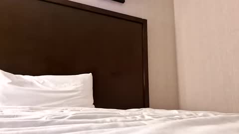 Snapshot of hellokitten123 chatting on March 2026 04:02:02 AM hellokitten123 online show from March 2026 04:02:02 AM