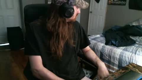 longhairbeardedguy online show from December 2024 12:50:02 PM