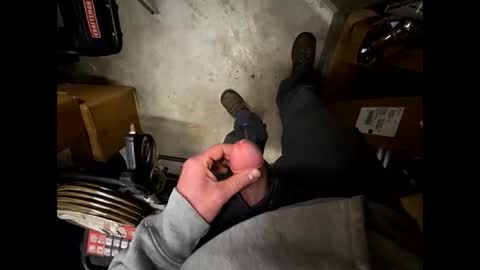 helpmestroke88 online show from April 2026 11:35:01 AM