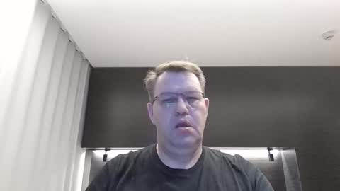 Snapshot of henrikrp1971 chatting on January 2025 09:41:02 PM henrikrp1971 online show from January 2025 09:41:02 PM