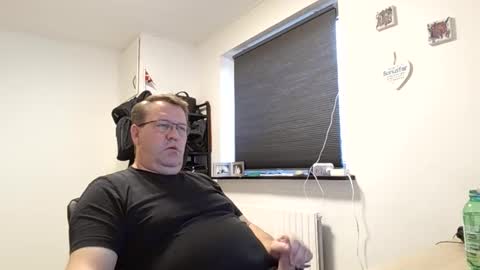 Snapshot of henrikrp1971 chatting on January 2025 01:03:01 PM henrikrp1971 online show from January 2025 01:03:01 PM