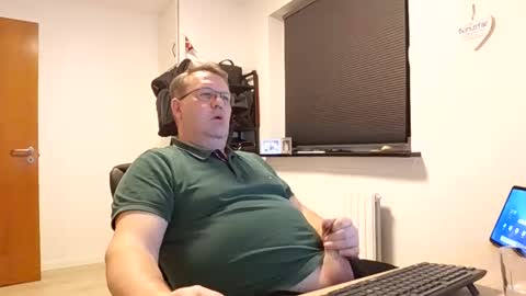 Snapshot of henrikrp1971 chatting on February 2025 09:17:01 PM henrikrp1971 online show from February 2025 09:17:01 PM