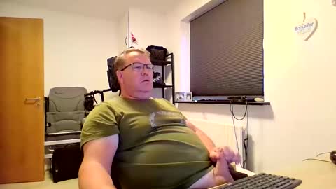 Snapshot of henrikrp1971 chatting on November 2025 03:00:01 PM henrikrp1971 online show from November 2025 03:00:01 PM