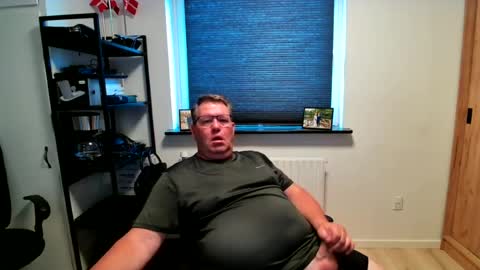 Snapshot of henrikrp1971 chatting on July 2026 10:23:01 AM henrikrp1971 online show from July 2026 10:23:01 AM