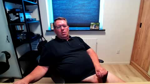 Snapshot of henrikrp1971 chatting on July 2026 09:13:01 AM henrikrp1971 online show from July 2026 09:13:01 AM