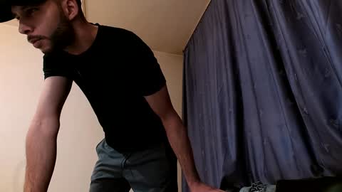 HenryAxe online show from December 2024 11:40:01 AM